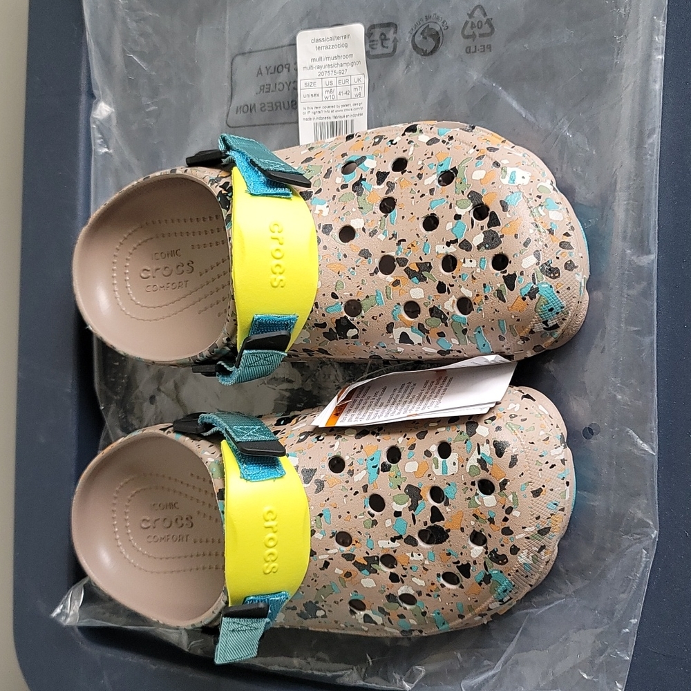 CROCS Multi/Mushroom Terrain